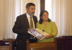 18 July 2013 The Head of the Parliamentary Friendship Group with Cuba and the Cuban Ambassador to Serbia